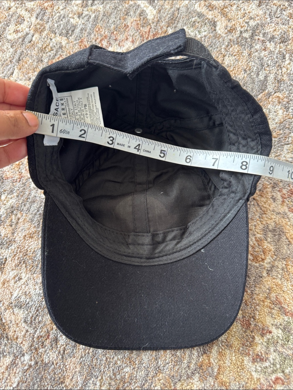 Versace hat - Picture 7 of 7